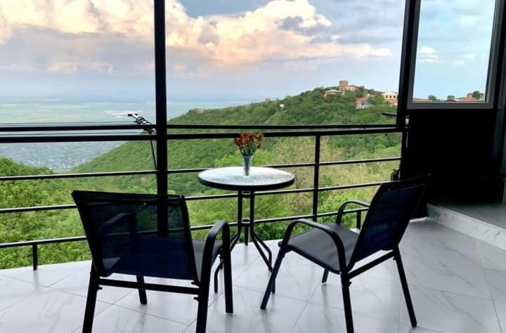 Hotel Martinichi Siğnaği Dış mekan fotoğraf